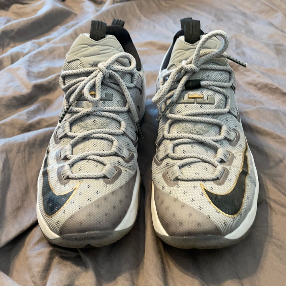 Nike Lebron 13 Xiii Low
